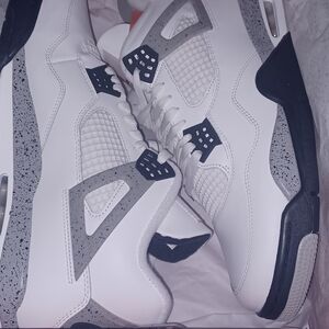 Jordan Men's White and Gray Sneakers